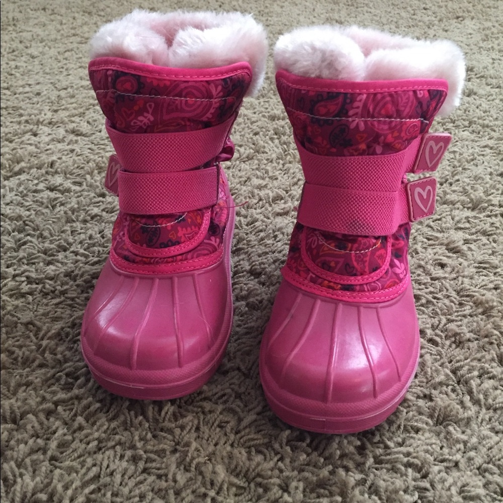 Snow boots